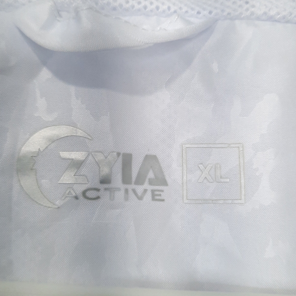 Zyia Activewear White Mesh Lined Jacket Hooded Thumb Holes Womens Size XLarge - Picture 4 of 16